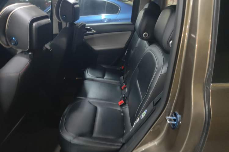 Used Skoda Yeti 2016 1.4TSI DSG Advanced Edition Left Rear Seat