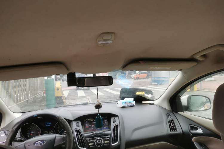 Used Ford Focus 2015 Sedan 1.6L Manual Comfort Model