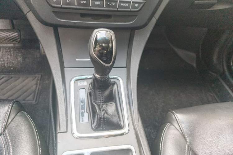 Used Geely Auto Emgrand 2017 Sedan Million Edition 1.5L CVT Upward Version
