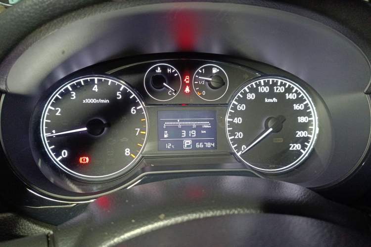 Used Nissan Tiida 2014 1.6L CVT Smart Model Instrument Cluster