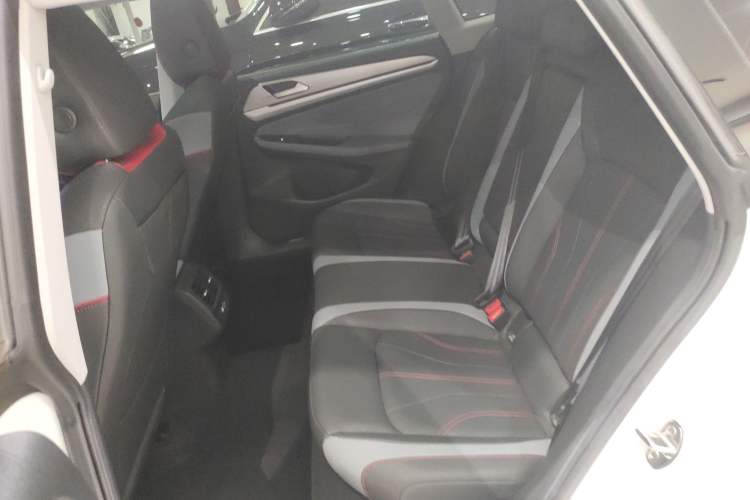 Used Volkswagen Lamando 2024 Lavida L 280TSI DSG Cool & Spicy Edition Left Rear Seat