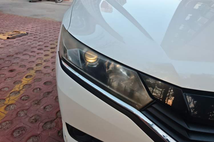 Used Honda Greiz 2016 1.5L CVT Classic Edition
