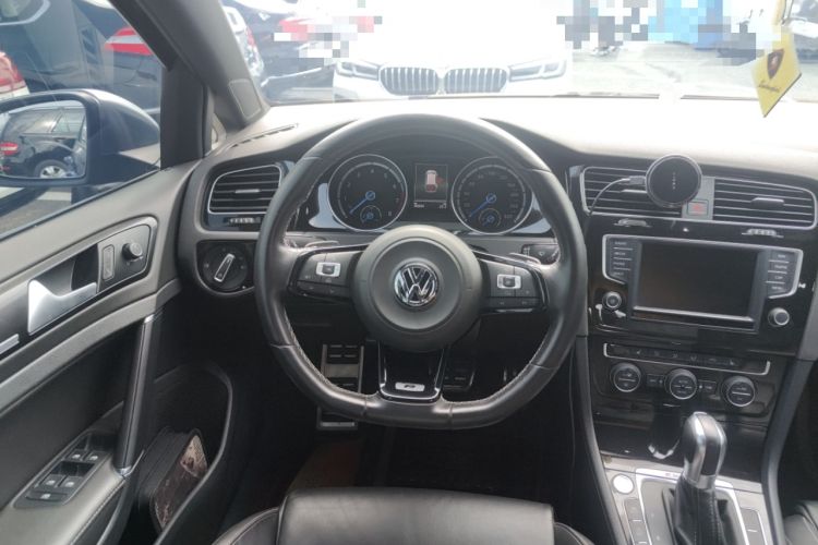 Used Volkswagen Golf 2016 2.0 TSI R Travel Edition
