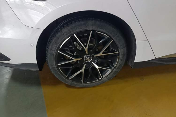 Used BYD Han 2023 EV Champion Edition 610KM All-Wheel-Drive Flagship Model