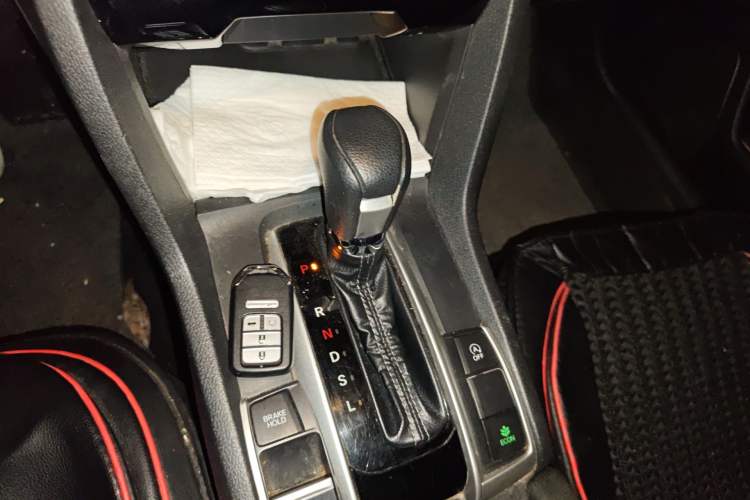 Used Honda Civic 2016 220TURBO CVT Luxury Edition
