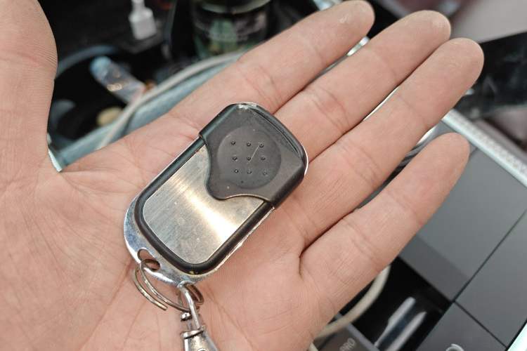 Used BMW i3 2023 eDrive 40 L Midnight Edition
