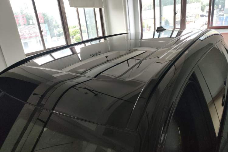 Used Lynk & Co 08 EM-P 2025 220 km All-Wheel-Drive Performance Halo Roof