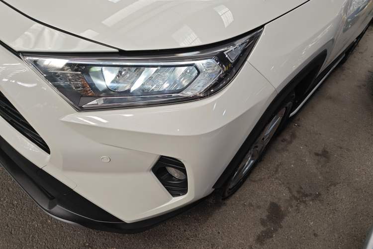 Used Toyota RAV4 2020 2.0L CVT Two-Wheel Drive Fashion Edition