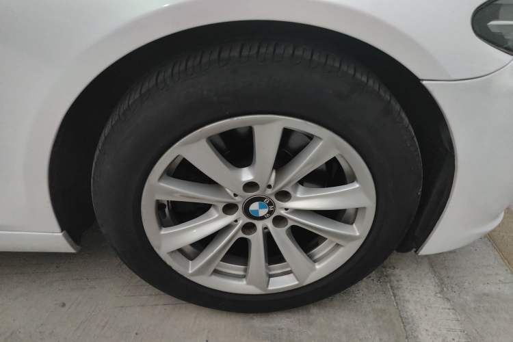 Used BMW 5 Series 2014 520Li Elegant Model