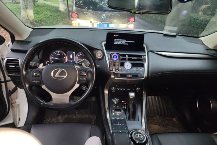 Used Lexus NX 2018 300 Front-Drive Freeline Edition