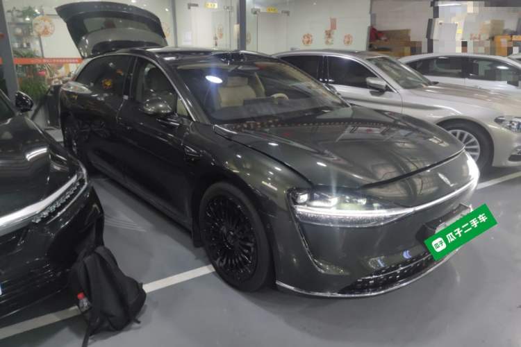 Used Hima S9T 2025 Model Range-Extended Max Exterior 1