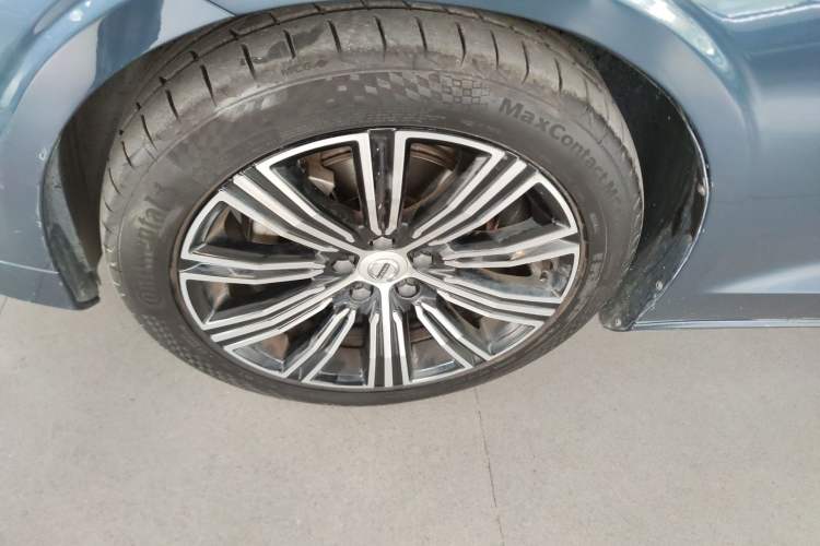 Used Volvo S60 2022 B4 Zhiyuan Luxury Edition