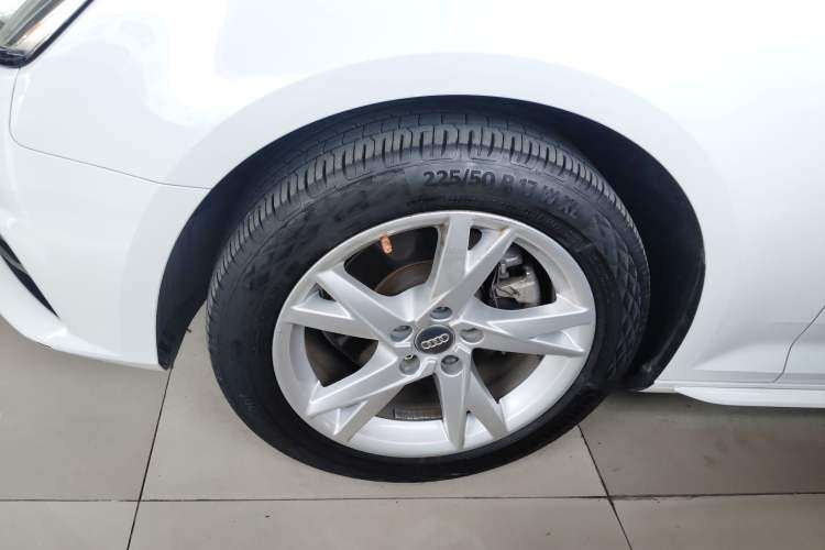 Used Audi A4L 2018 30th Anniversary Edition 40 TFSI Trendy Model
