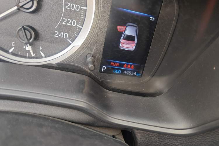 Used Toyota Corolla 2021 1.2T S-CVT Luxury Edition Odometer Close Up