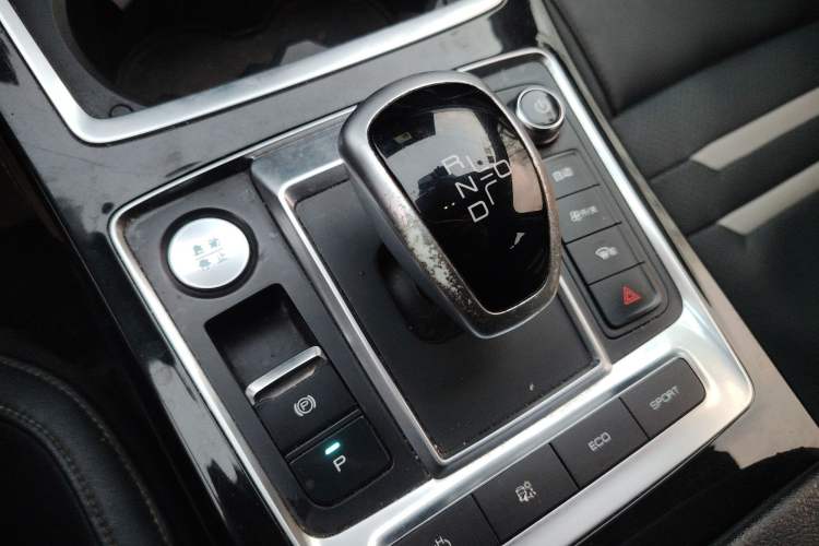 Used BYD Qin Pro New Energy 2019 EV Travel Edition Gear Lever