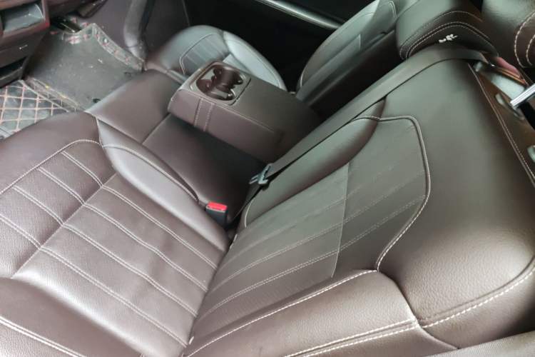 Used Mercedes-Benz GLE-Class 2016 GLE 320 4MATIC Dynamic Edition
