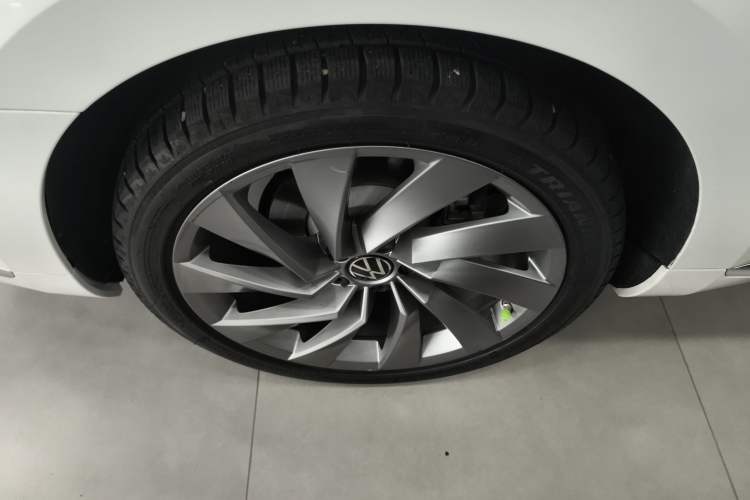 Used Volkswagen FAW-Volkswagen CC 2024 380TSI Striking Edition Exterior 5