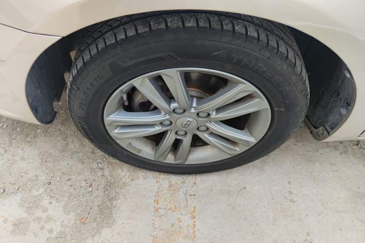 Used Geely Auto Emgrand 2017 Sedan Million Edition 1.5L Manual - Upward Version