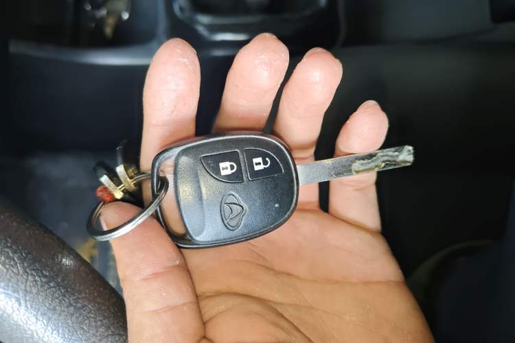 Used CHANGAN OSHAN X70A 2019 1.5L Manual Basic Version China VI Standard