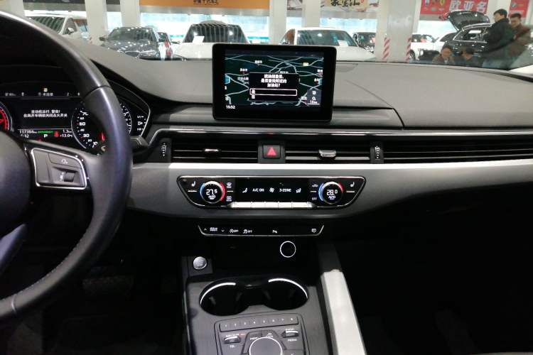 Used Audi A5 2019 Coupe 40 TFSI Fashion Edition China V Emission Standard