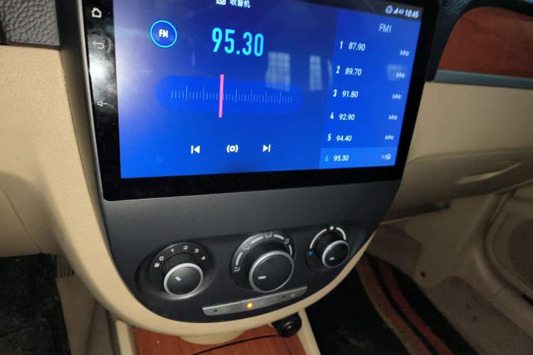 Used Buick Excelle 2011 1.6 LE-MT Audio And AC Panel