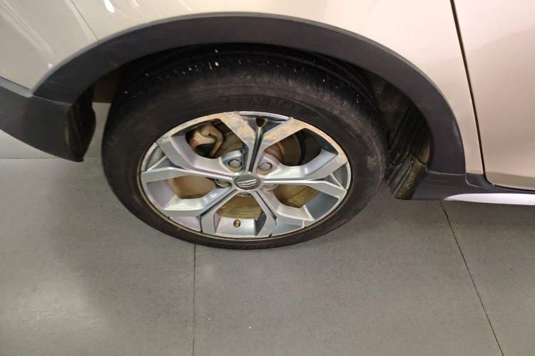 Used Geely Auto Vision S1 2018 1.4T CVT FENGXING Model Right Rear Wheel Hub