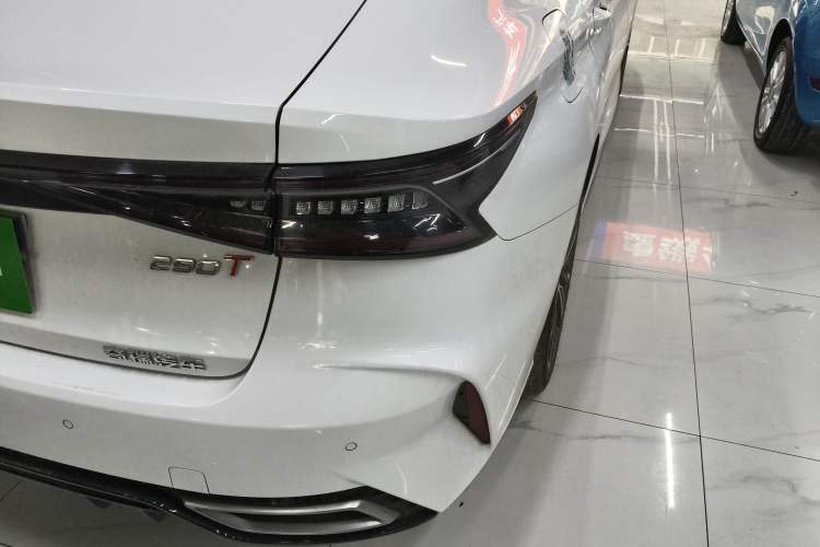 Used Chery Arrizo 8 2022 1.6T DCT Standard Right Rear Taillight