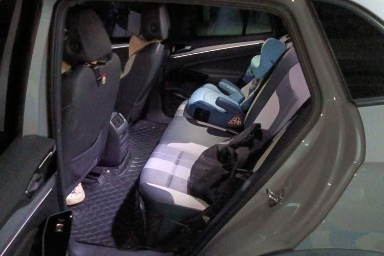 Used Volkswagen ID.4 CROZZ 2021 Long-Range PURE+ Two-Wheel Drive Version