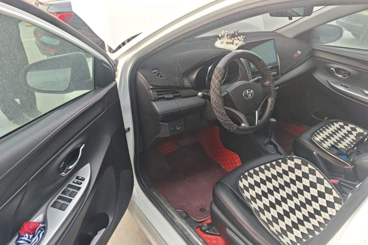 Used Toyota YARiS L Zhi Xuan 2015 1.5E Automatic Charm Edition