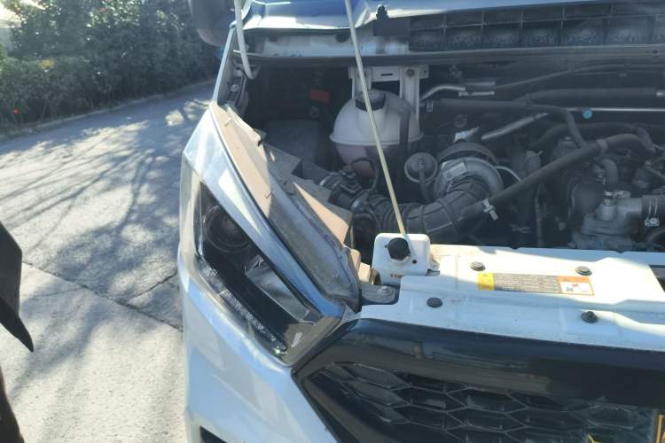 Used JMC Transit 2021 2.8T Space King Standard Version Long Wheelbase Mid-Height Roof Rear Single Tire – Step 6-Seater Diesel China VI Emission Standard JX493
