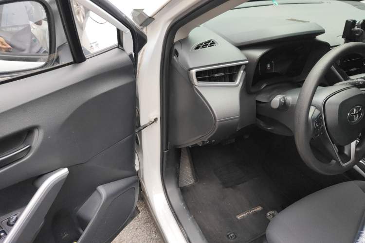 Used Toyota FRONTLANDER 2023 2.0L Smart Electric Hybrid Dual-Engine Leading Edition