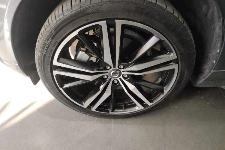 Used Volvo XC60 New Energy 2021 T8 E-Drive Hybrid Smart & Dynamic Edition
