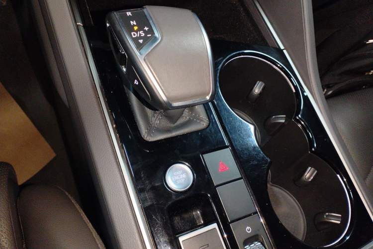 Used Volkswagen Touareg 2019 3.0 TSI RuiFeng Edition China VI Standard Gear Lever
