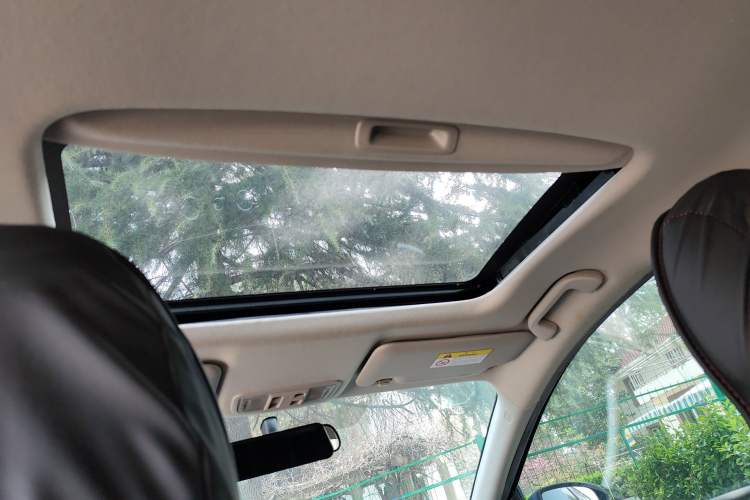 Used Honda Gienia 2017 1.5L CVT Comfort Version Headliner