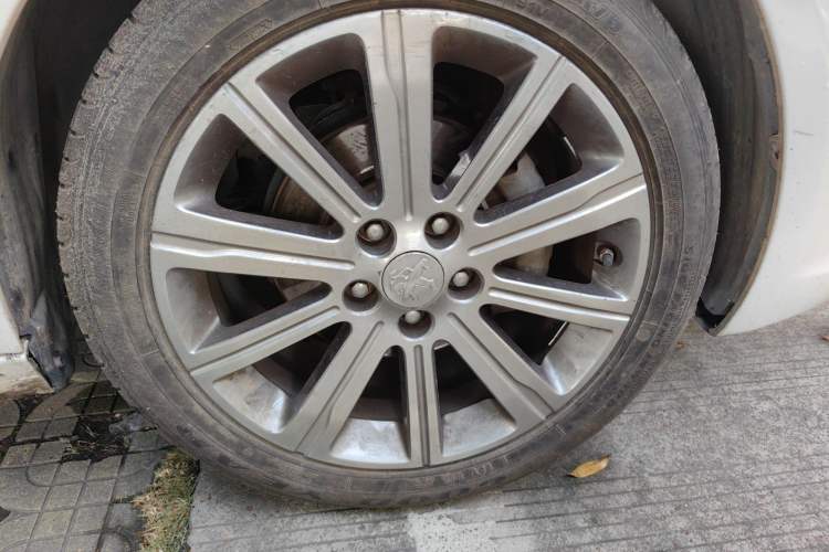 Used Peugeot 408 2014 1.8L Automatic Luxury Edition