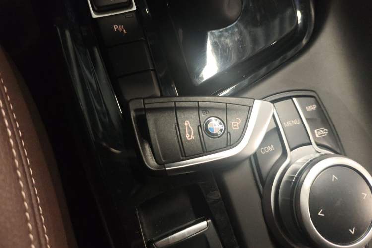 Used BMW X1 2021 sDrive20Li Premium Edition Vehicle Key
