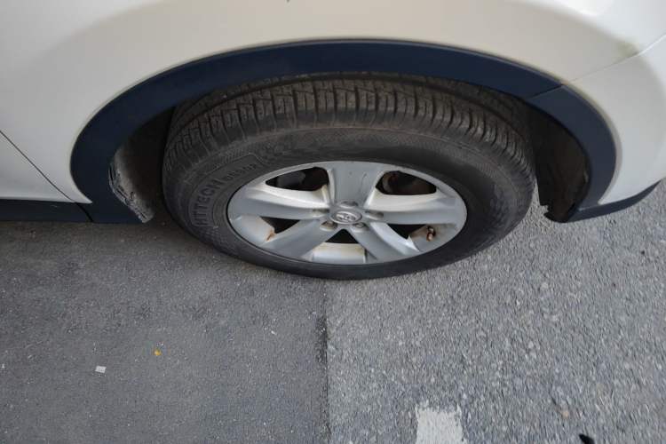 Used Toyota RAV4 2013 2.0L CVT Four-Wheel Drive Fashion Edition