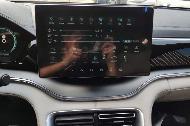 Used BYD Song PLUS New Energy 2021 DM-i 110KM Flagship PLUS Audio And AC Panel