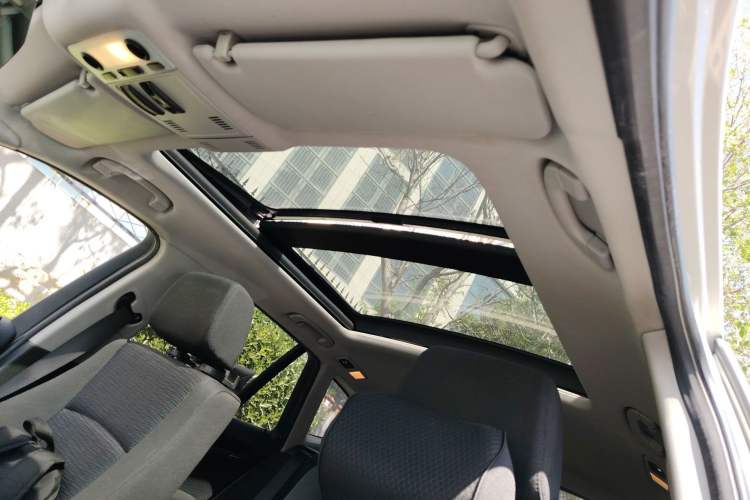 Used BMW X1 2015 sDrive18i Fashion Upgrade Edition Headliner