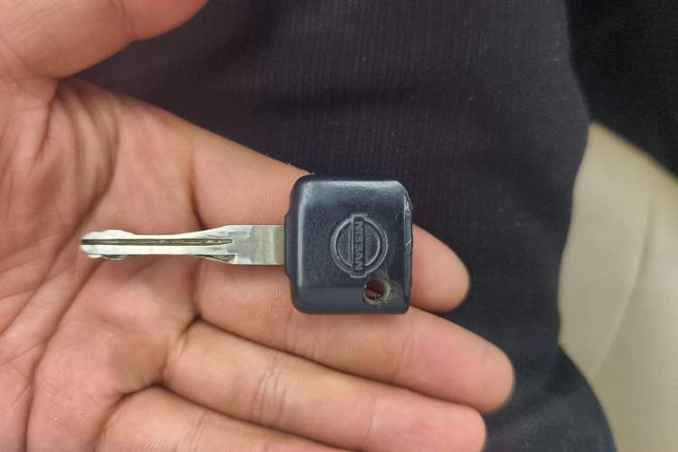 Used Nissan NV200 2012 1.6L 223 Seats Zunya Trim Vehicle Key