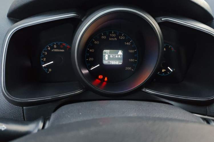 Used CHANGAN OSHAN CX70 2017 Facelifted CX70T 1.5T Manual High-Performance Edition