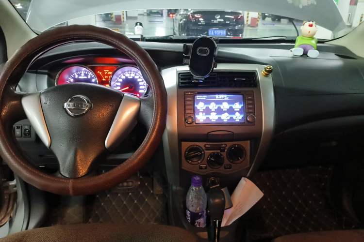 Used Nissan Livina 2013 JINRUI 1.6XV CVT Luxury Edition
