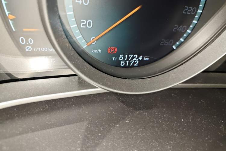 Used Volvo V40 2019 T3 Zhiyi Edition
