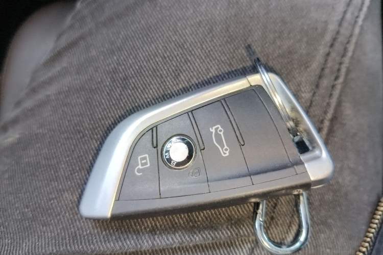 Used BMW X1 2020 sDrive20Li Premium Edition Vehicle Key