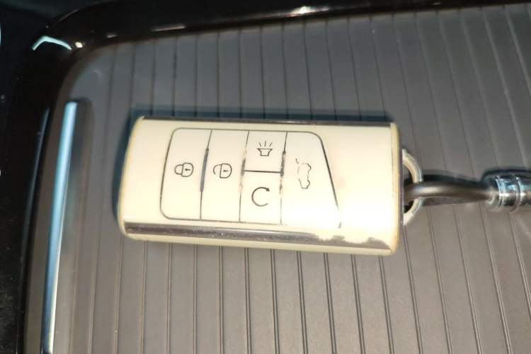 Used GAC Trumpchi M6 2023 PRO 270T DCT Luxury Edition Interior 1