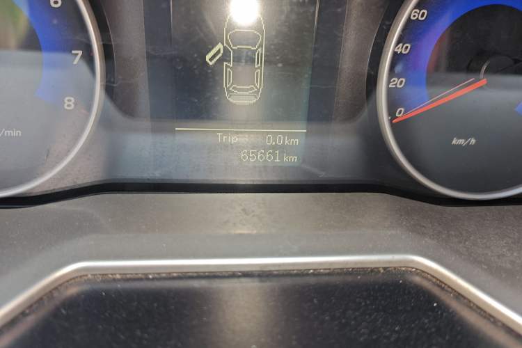 Used Geely Auto Emgrand 2014 Sedan 1.5L Manual Elite Model