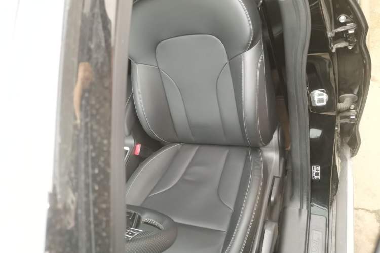 Used Haval M6 2021 PLUS 1.5T Manual Luxury Smart Connectivity Model
