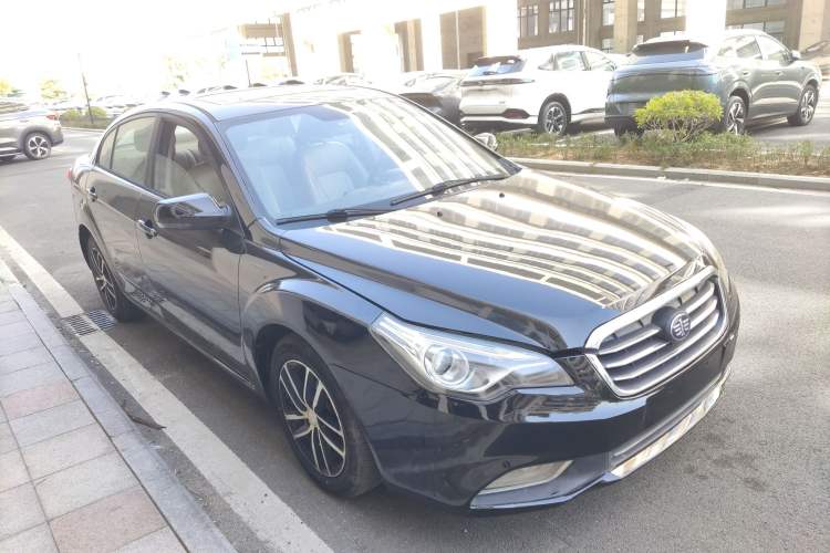 Used Bestune B50 2013 1.6L automatic luxury version
