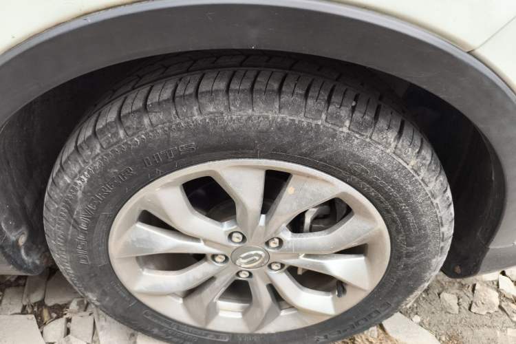 Used GAC Trumpchi GS3 2017 150N Manual Elite Edition Right Front Wheel Hub