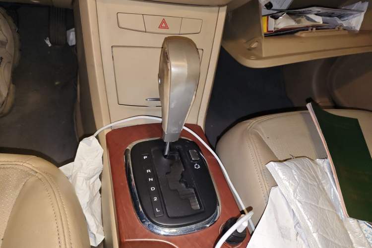 Used Roewe 350 2013 350C 1.5L Automatic Xunyue Edition